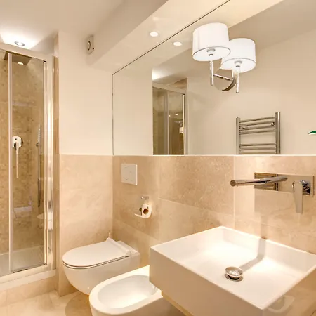 Pantheonview - Luxury 4* روما