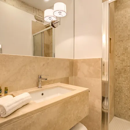 بيت ضيافة Pantheonview - Luxury 4*