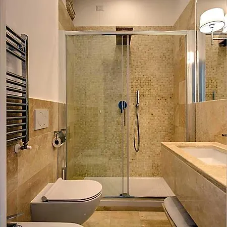 Guest house Pantheonview - Luxury 4*