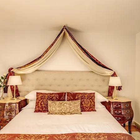 Pantheonview - Luxury