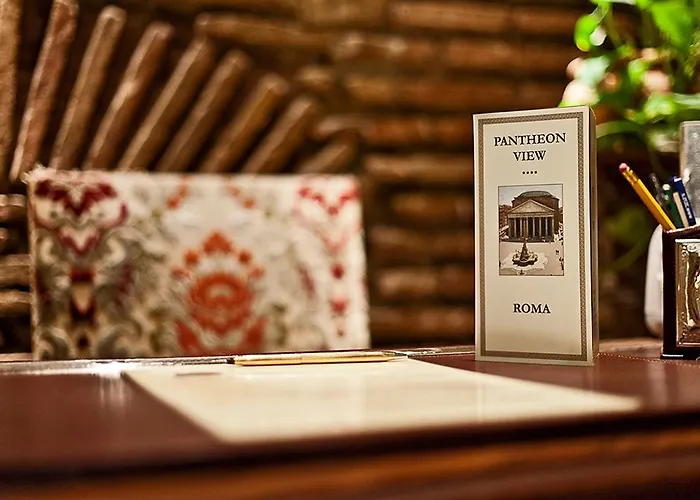 Pantheonview - Luxury Πανσιόν