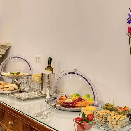 Bed & Breakfast Pantheonview - Luxury 2*