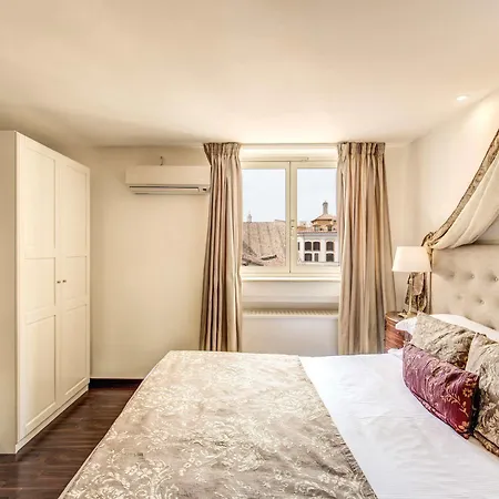 Pantheonview - Luxury Bed & Breakfast 2*