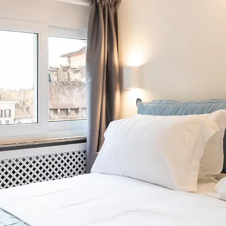 Bed & Breakfast Pantheonview - Luxury