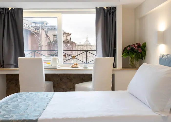 Pantheonview - Luxury Πανσιόν 4*